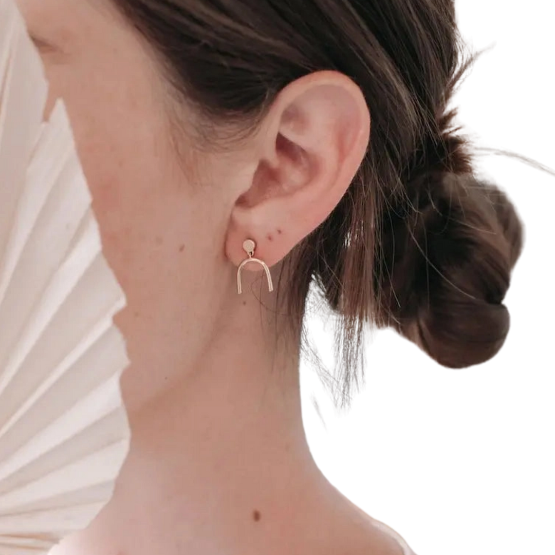 June Arch Stud