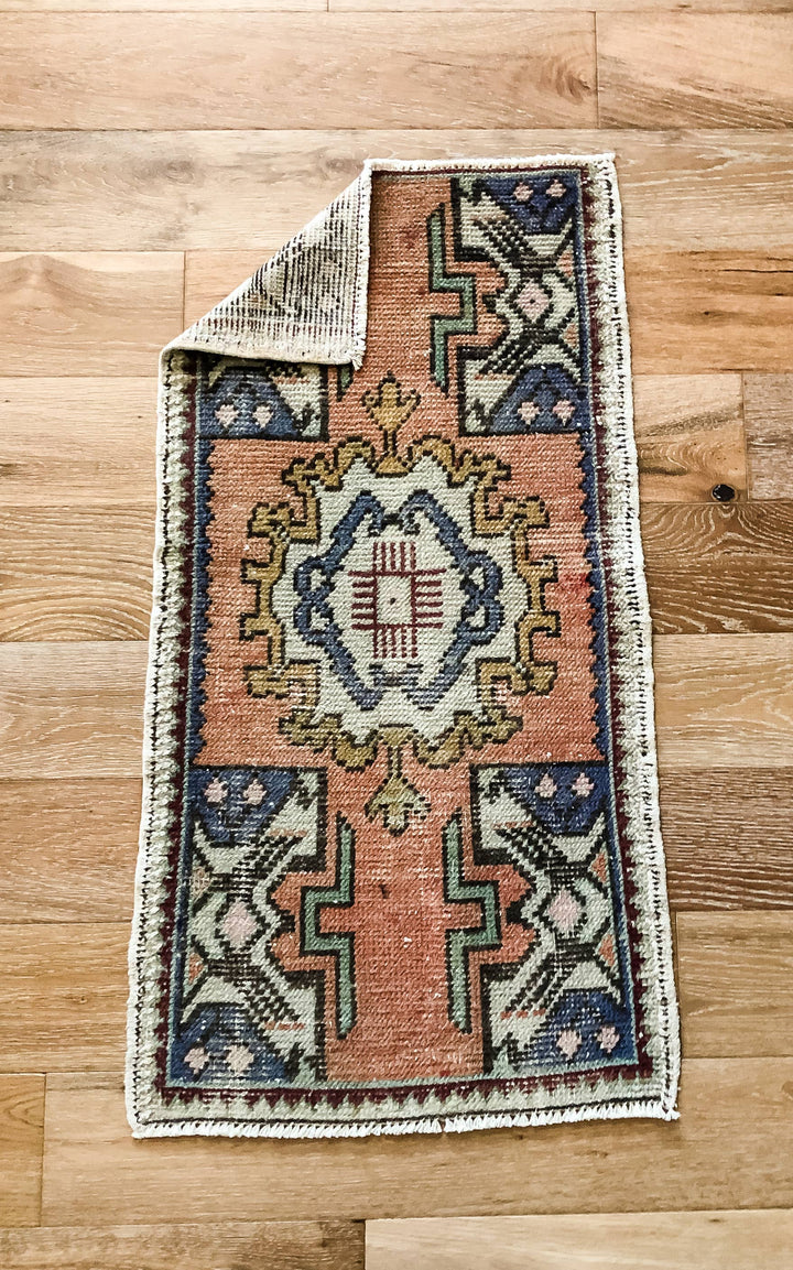 Violet Vintage Rug