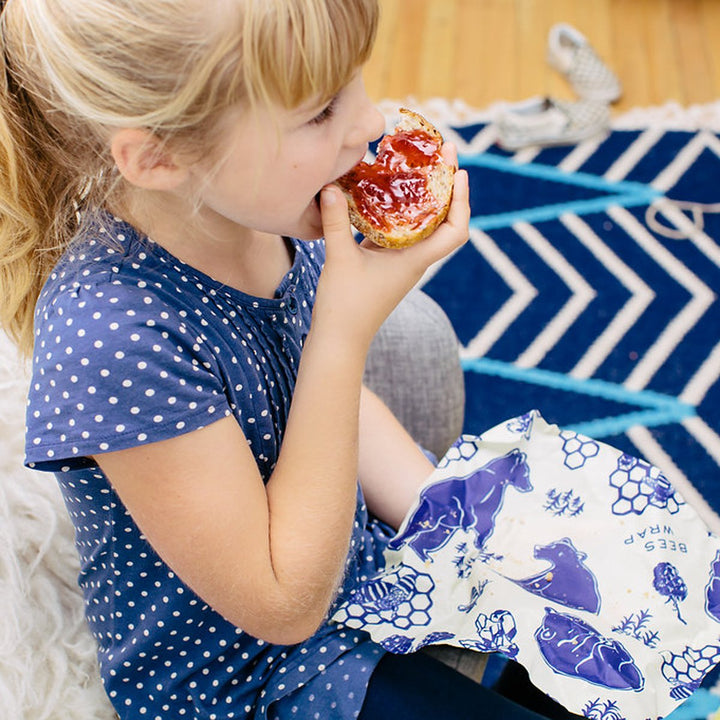 Lunch Pack In Bees + Bears Print Bee's Wrap