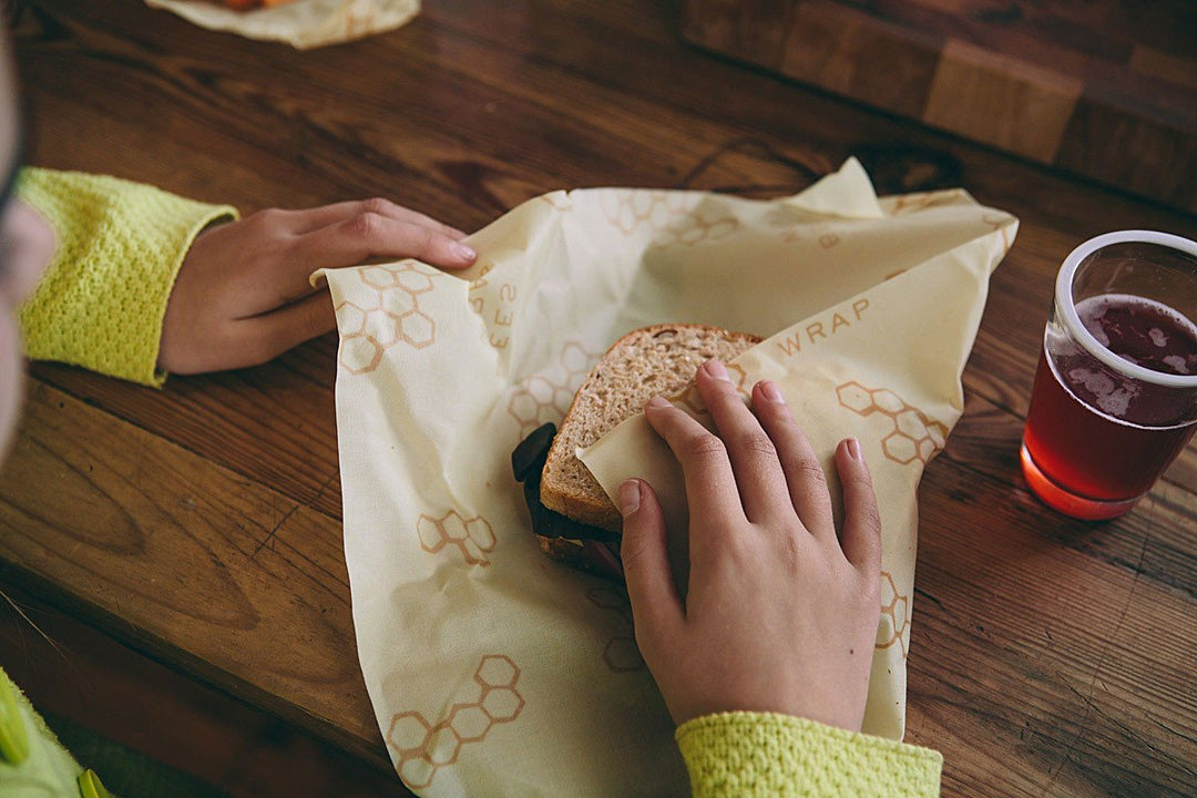 Sandwich Wrap in Honeycomb Print Bee's Wrap