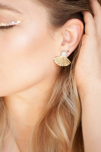 Pleat Jackets Set with Mother of Pearl and Opal