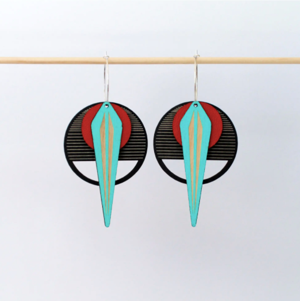 La Naja Earrings in Red on Black