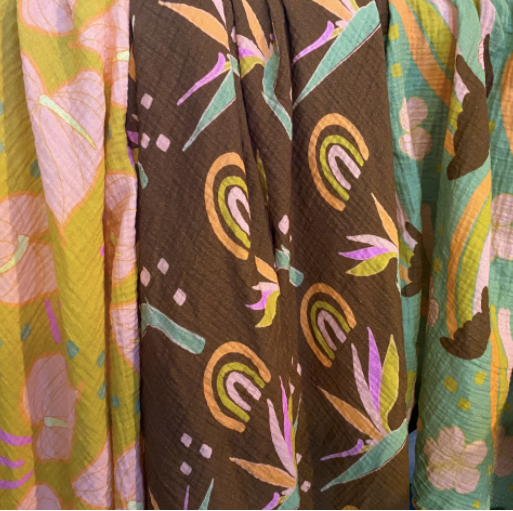 Green Shaka Rainbow Blanket