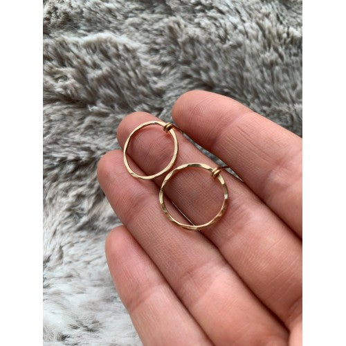 Orbit Hammered Hoop Studs