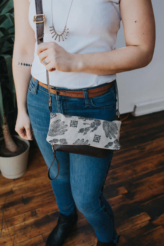 Cactus Cross Body Bag in Black