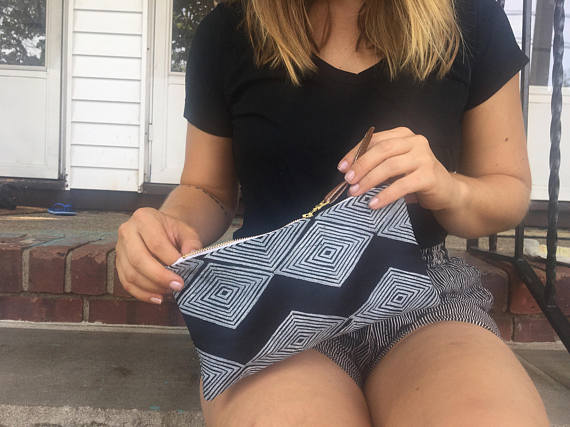 Granada Linen Pouch