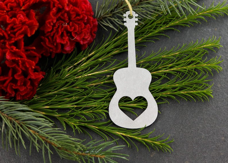 Acoustic Guitar Metal Ornament